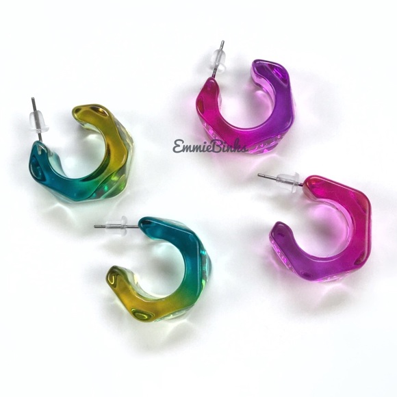 đź’Ą3for$28 New Purple to Pink Fade Transparent Ombre Resin Cuff Hoop Earrings - Picture 4 of 16